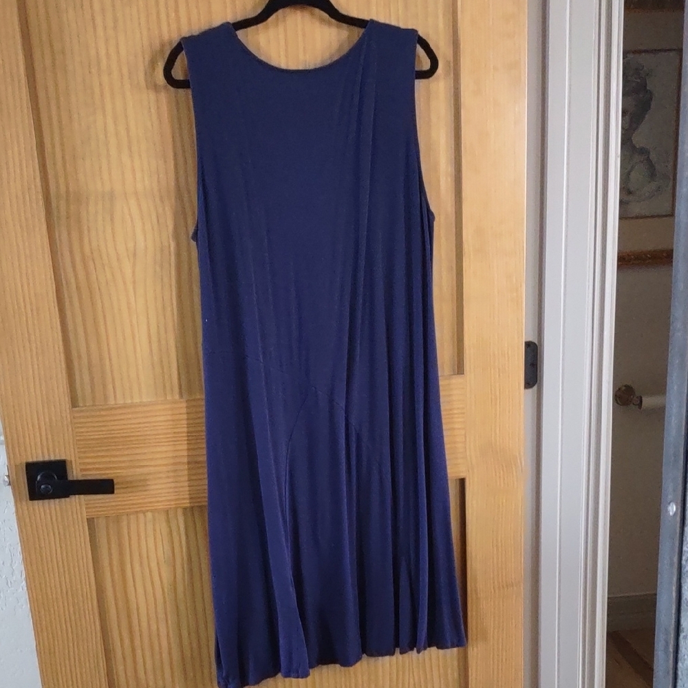 TravelSmith Navy Blue Sleeveless Midi Dress - Picture 2 of 3